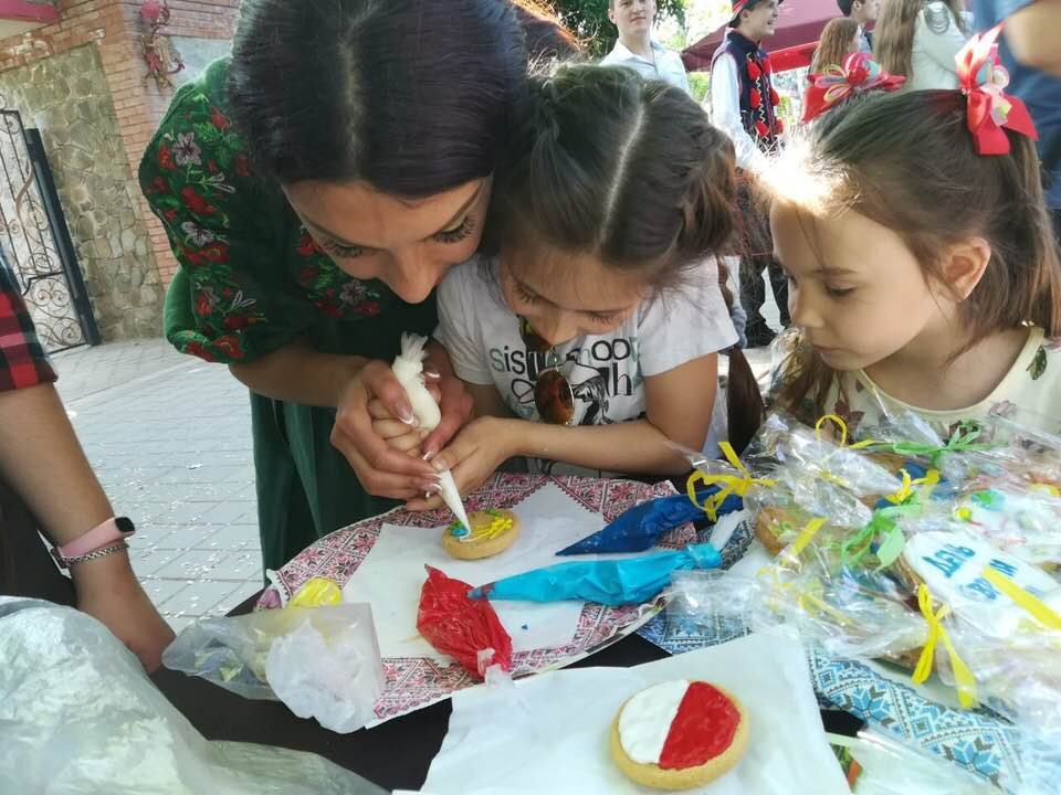 60441264_456703518437645_4734616082747228160_n