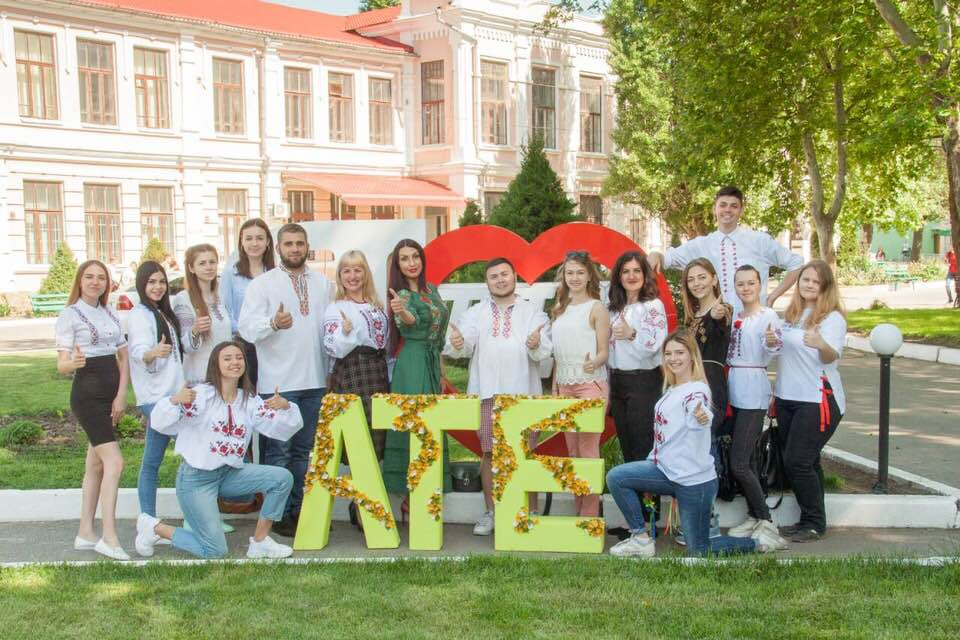 60646293_457290741712256_8999237682454331392_n