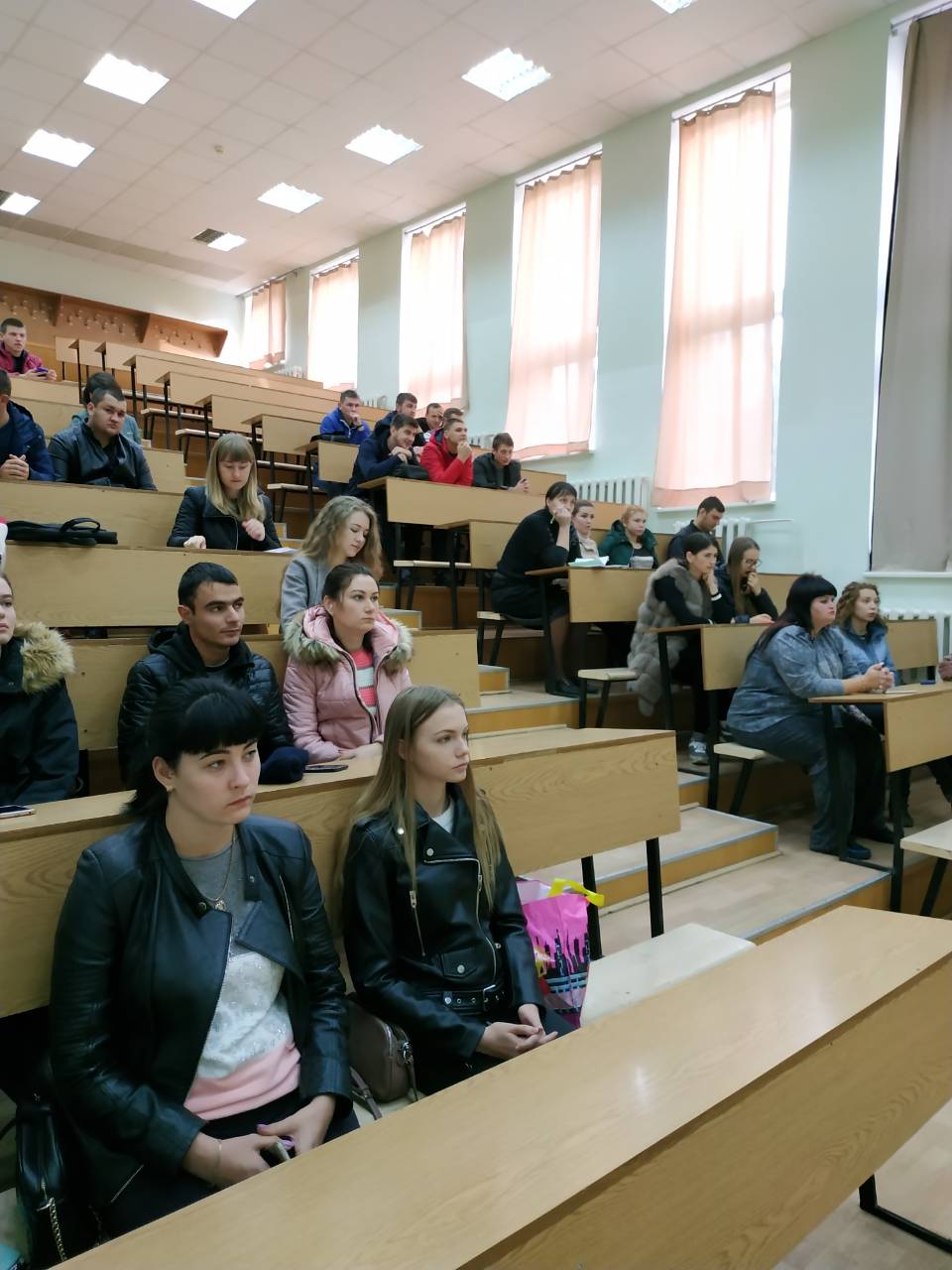 IMG-3db3073882152b44420bb7453ac74498-V