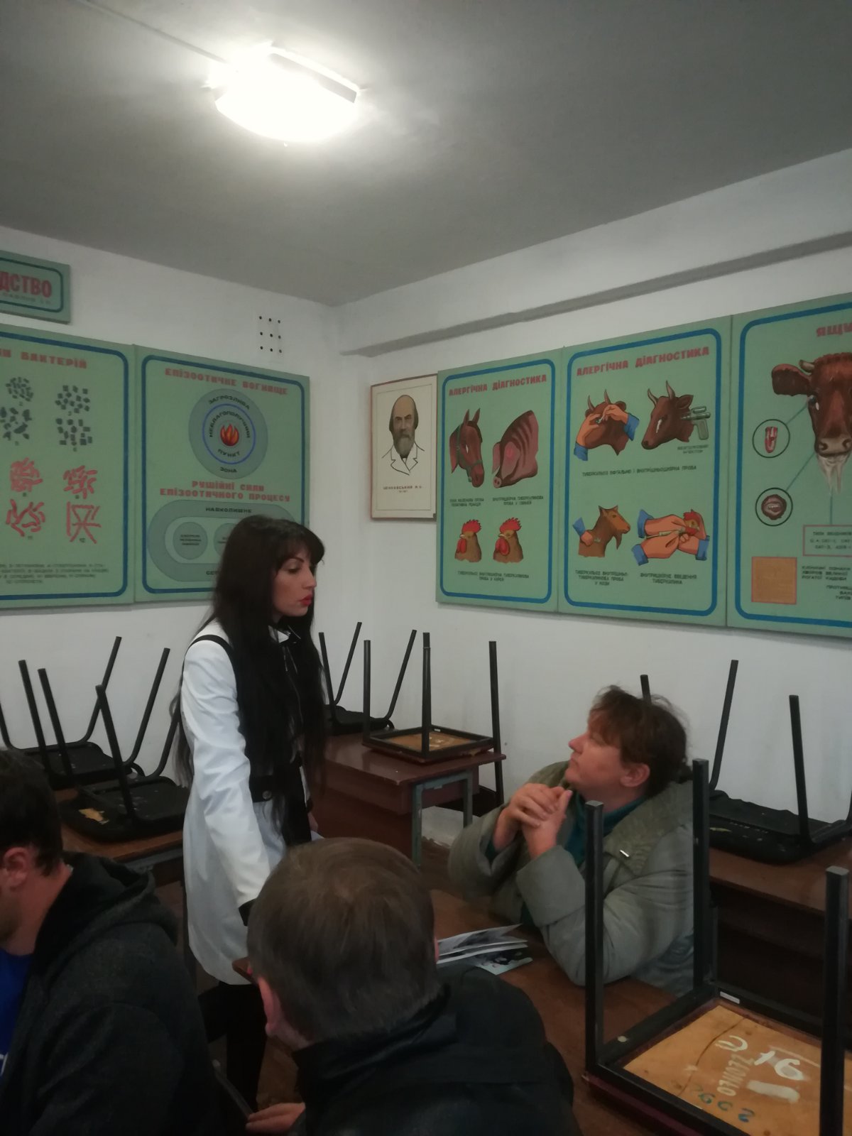 IMG-97da28ed354d3253880390b6dadad068-V