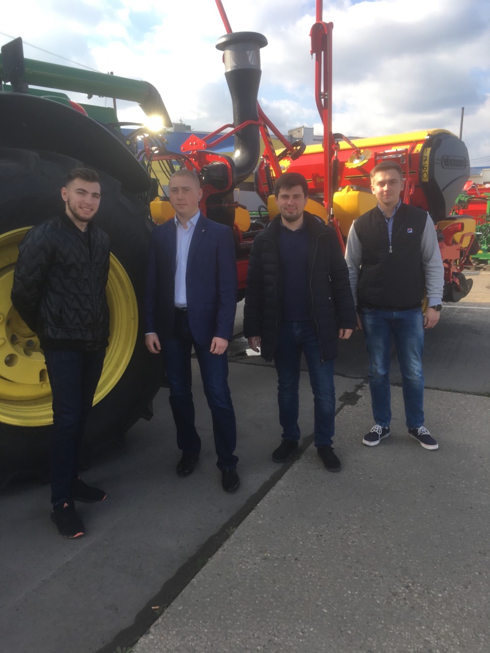 IMG-9ca60d2854e10bd10e4aeb8269586a4a-V