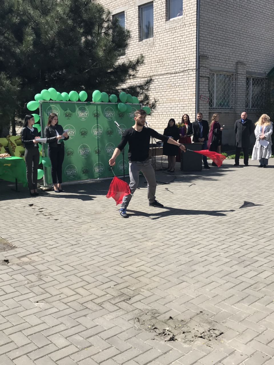 IMG-c89b9b1899493959208072436e71068d-V