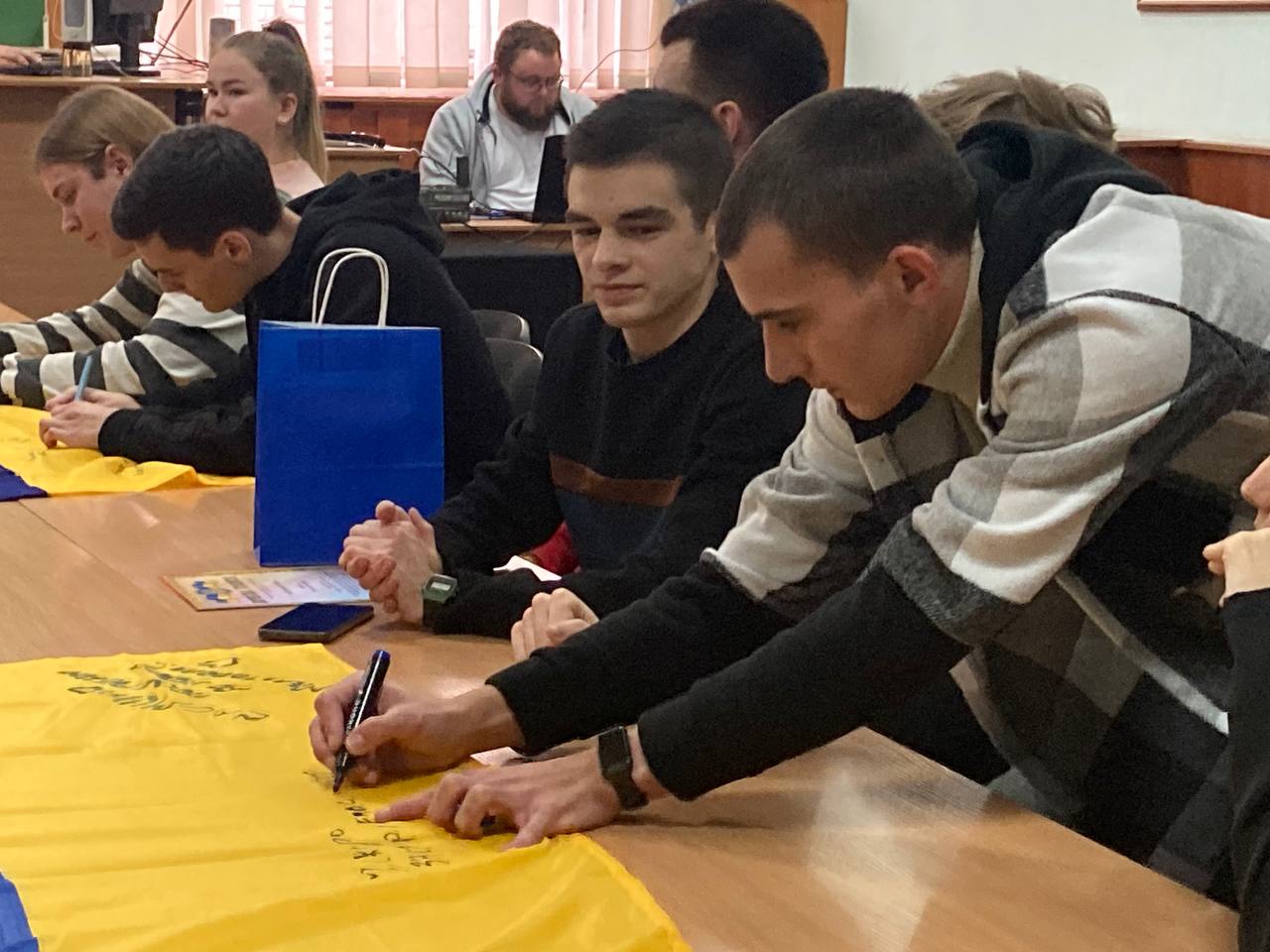 photo_2023-11-16_12-50-41