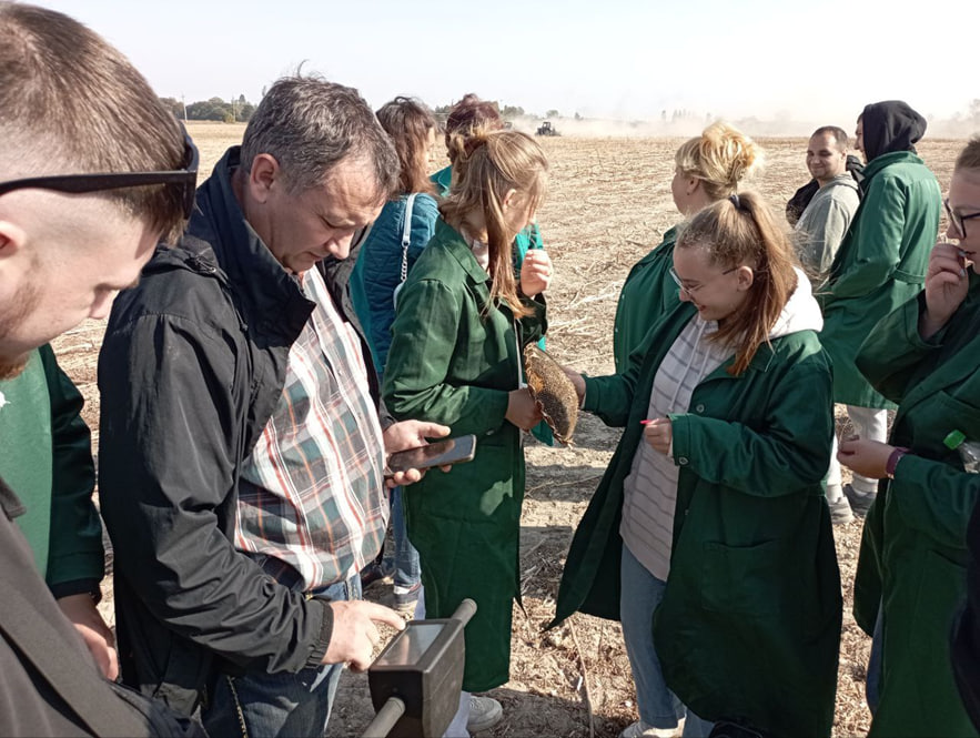 photo_2024-10-01_22-10-07