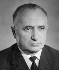 10a0481c8ac246d95bb465b4a5f7caa4