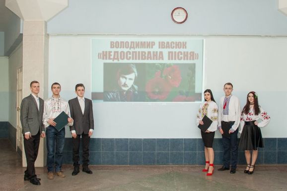 53521624_2333730473528414_489468062328684544_n