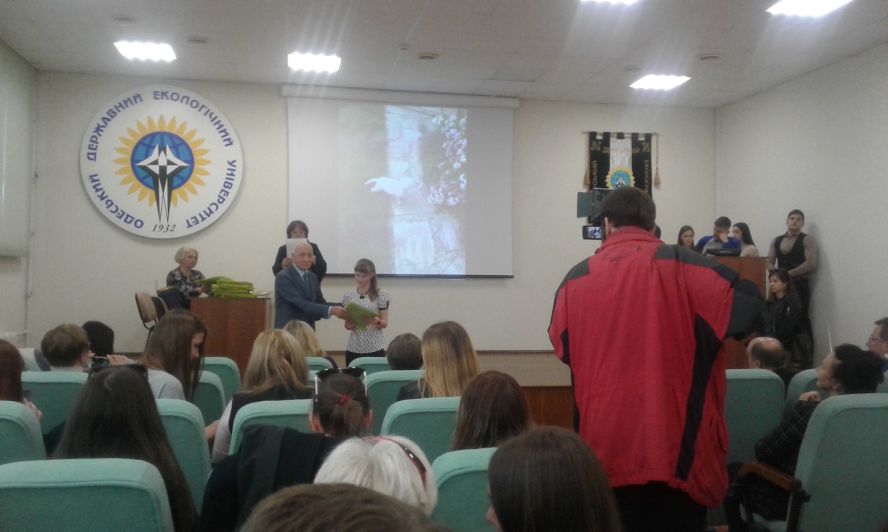 IMG-e81296df7307d3ecd76072de9ee62c0d-V