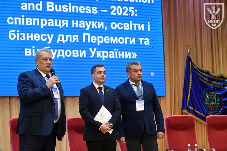 photo_2025-11-11_20-34-22