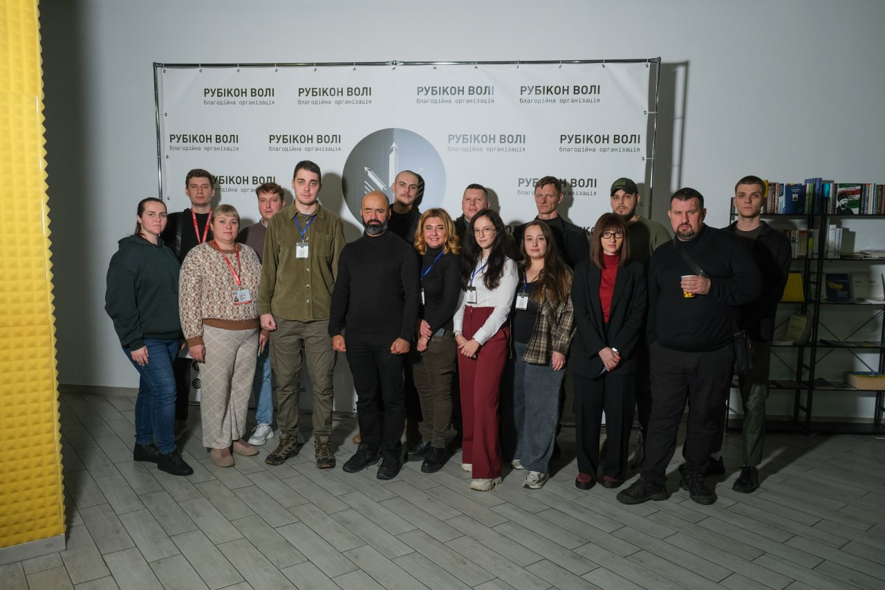 27ca30cb-64ef-4e0e-94b4-8fa7b193a9b4