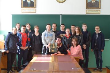 IMG-9accab8e48c732baeb39bf27fa8531c3-V