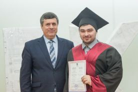 вручення дипломів мангістри ЕКТ (1)