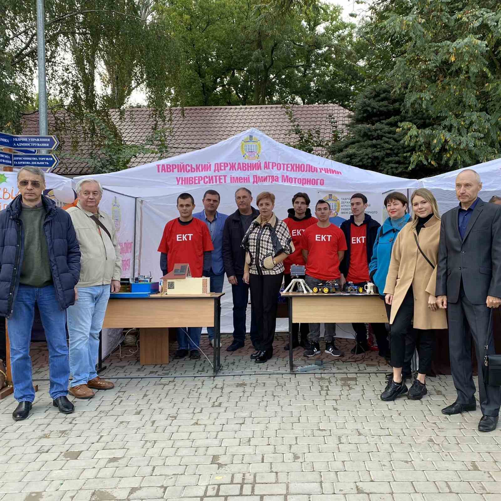 0-02-05-15b52eaf0cbc19ea641f8b3d035e5cc0e24c71dd255a7a52e1e75056d85ed29a_695d617b0bd7b879