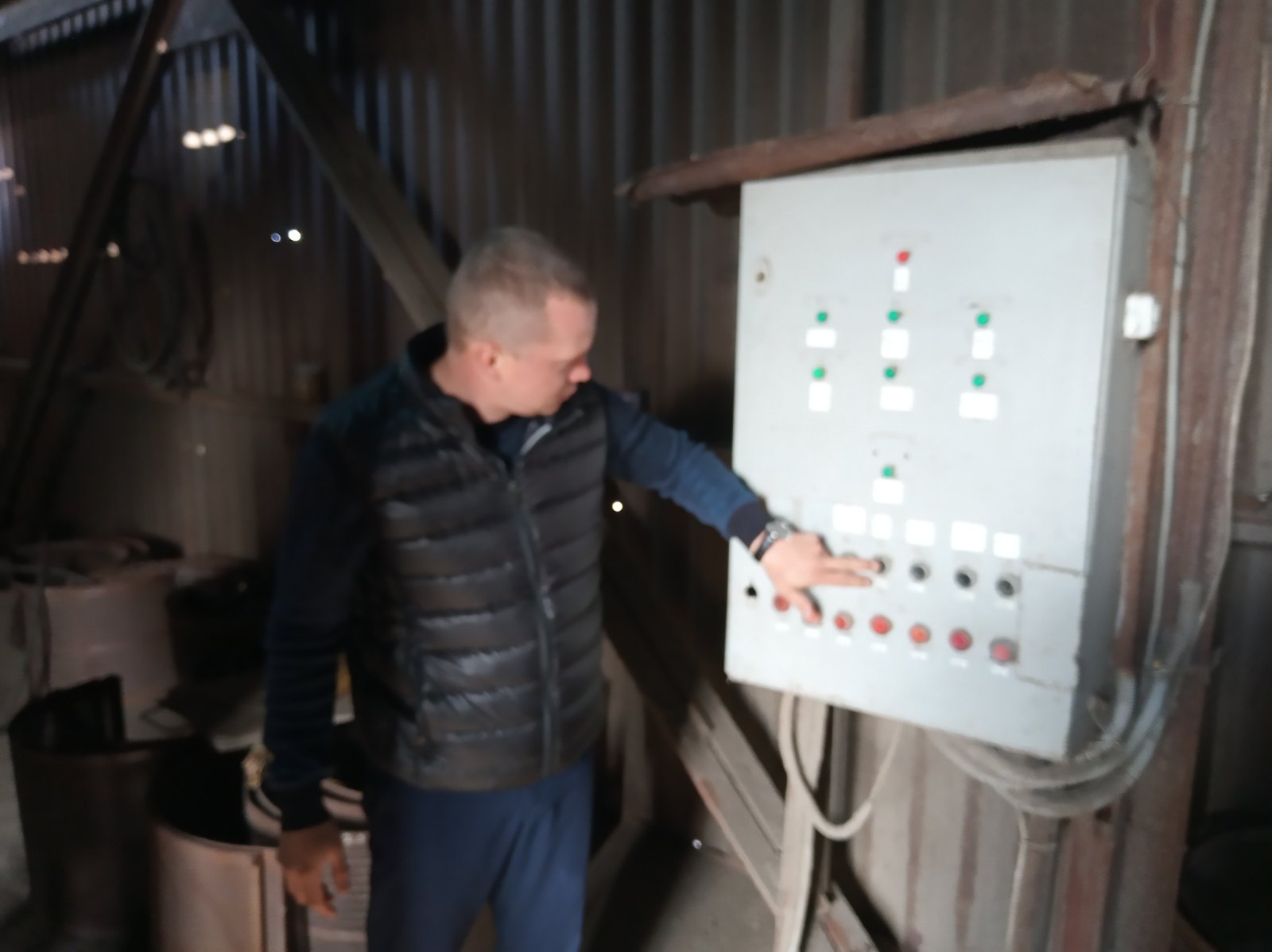 0-02-05-9b1f15d6015c23cd4424ead40f9f3197f5f4a9b19123b3e5d12f18c648f6726a_1310dc17dc3b2a2