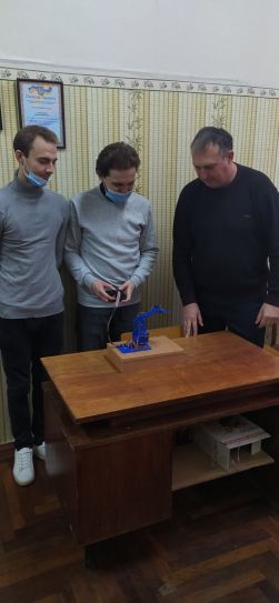 0-02-05-d5cc294d7e818fd68848aee663e84a0e8f36c1a7d9110259d9dd3417e642364a_ebba7ccf