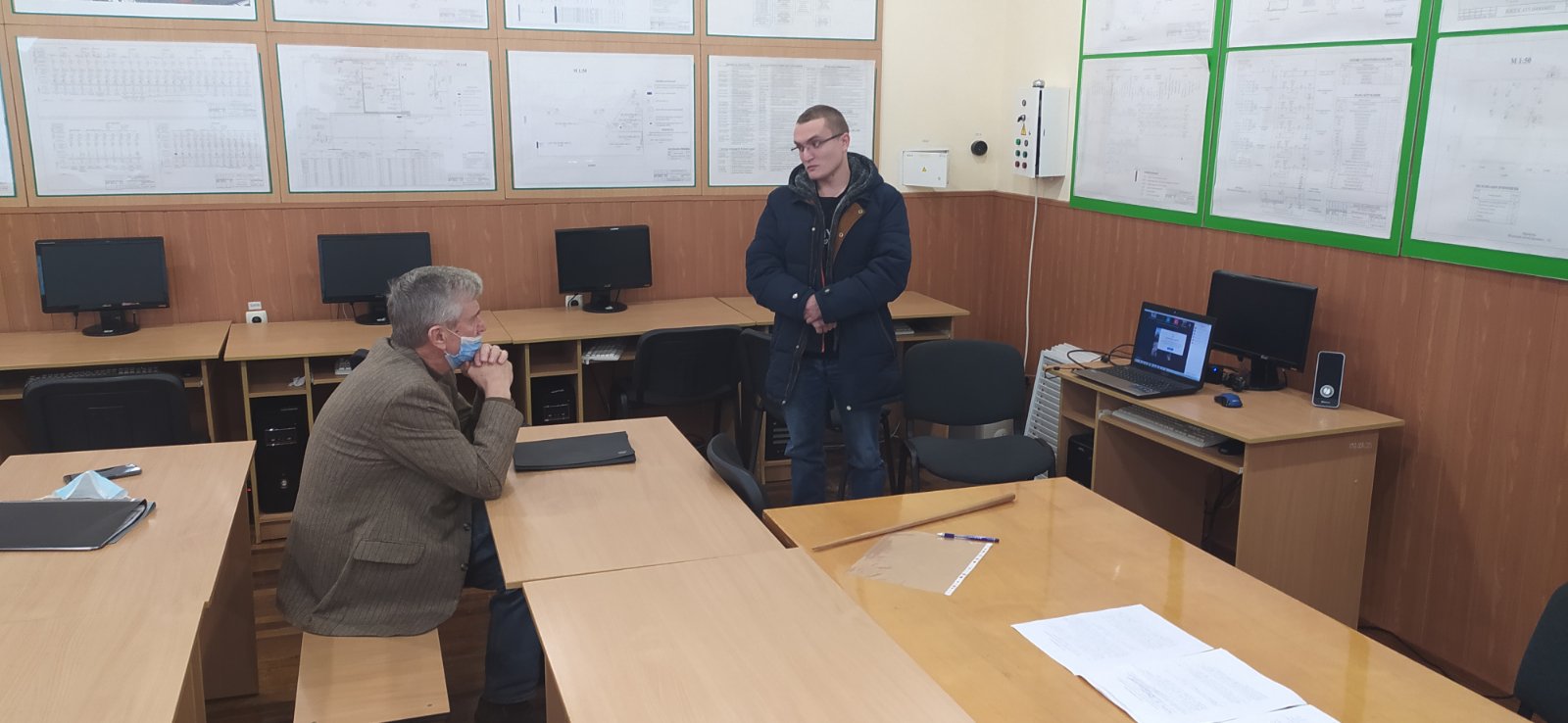 0-02-0a-68e7d867c0420ac8b5189e99585e9f12abbae8977756bca8166a49924d20600f_5c0b4e17