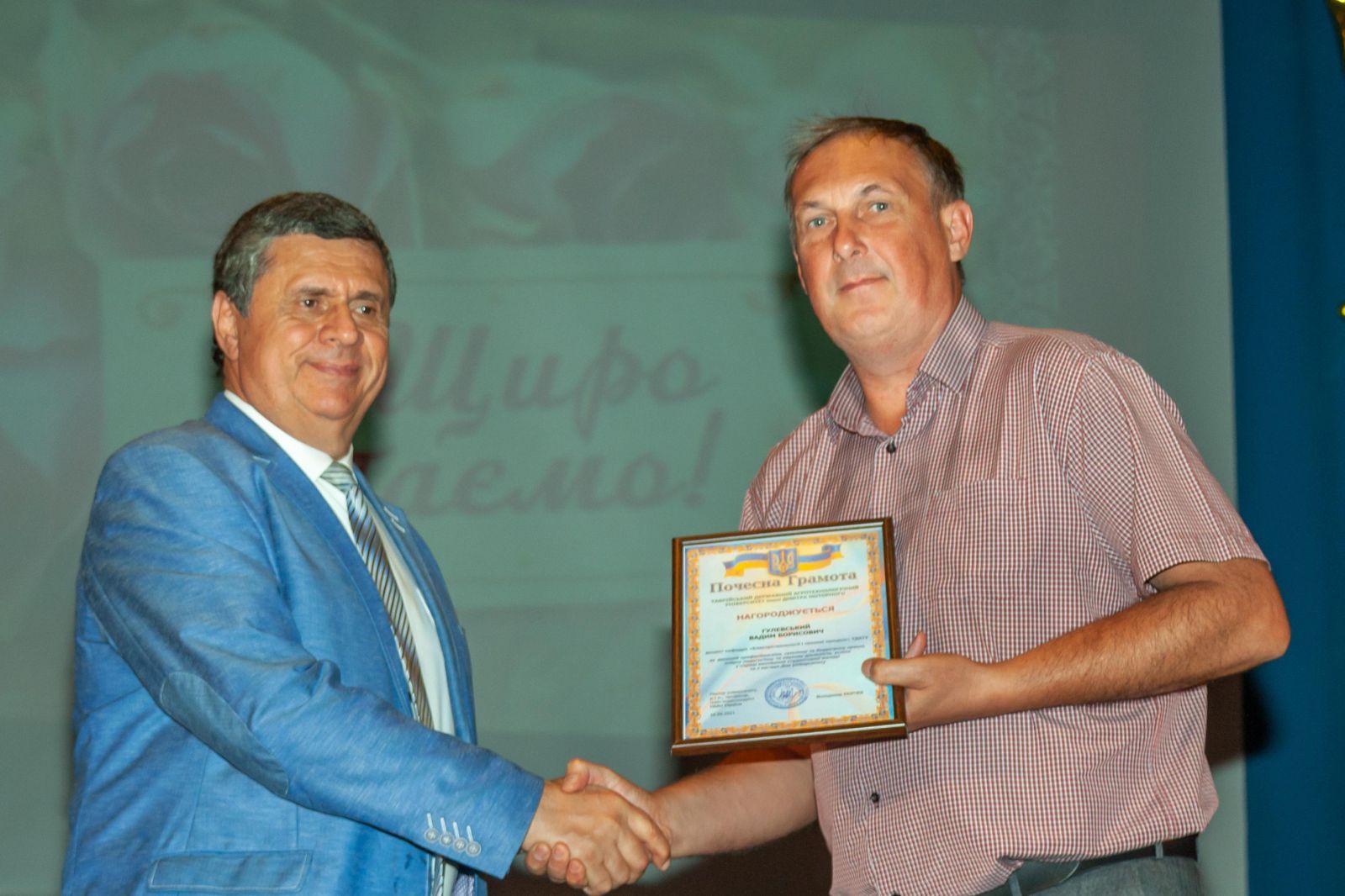 0-02-0a-b264bf32e974a3dbfd561114a34828c69fc46182ad69b1a88f2354e9f9ecb8f3_6427503d