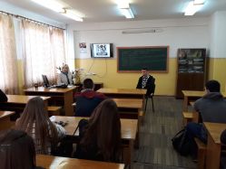 під час дискусії