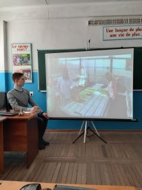 И.Дем_яненко_у_экрана