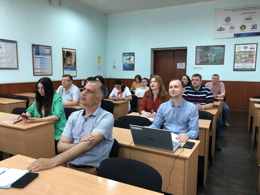 08-2023-Міжнар стажування