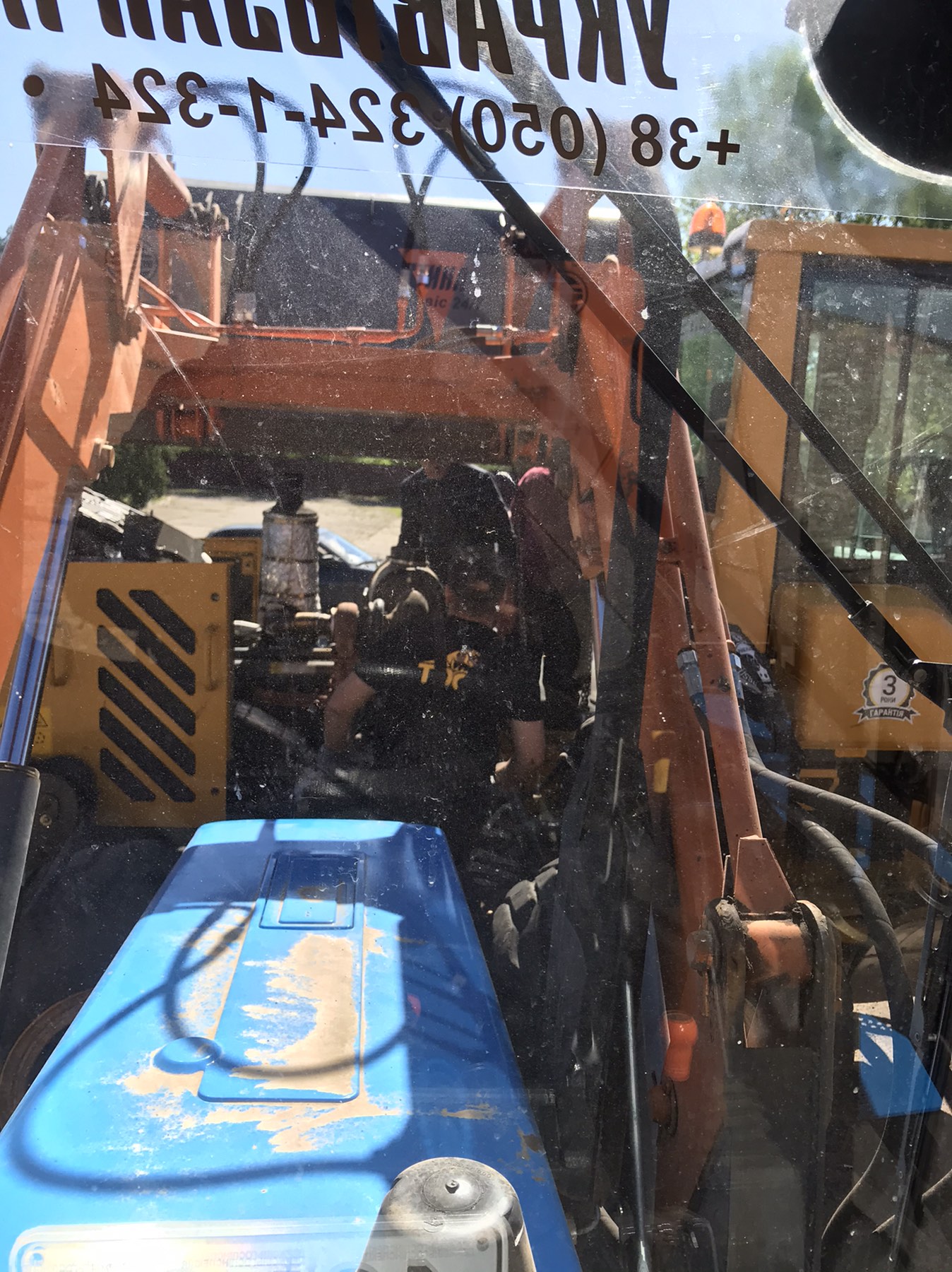 0-02-05-35af54ed76a31cb67d9c7e46ac8fe7f87c495cd331dd3aa51bbe1f9366689cc8_98dbf3ae