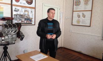 image-9e6e921773cc57c778ca7cddcd0006c798f1da0b56e7fcbeb1886ac1d2fd1f91-V