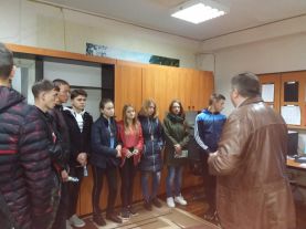 IMG-4c24cc9bfdf0442de43d085c60ad348c-V