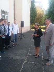 IMG-4c4c5d3f6fa9bbcb2f6131b43d8c3b1a-V