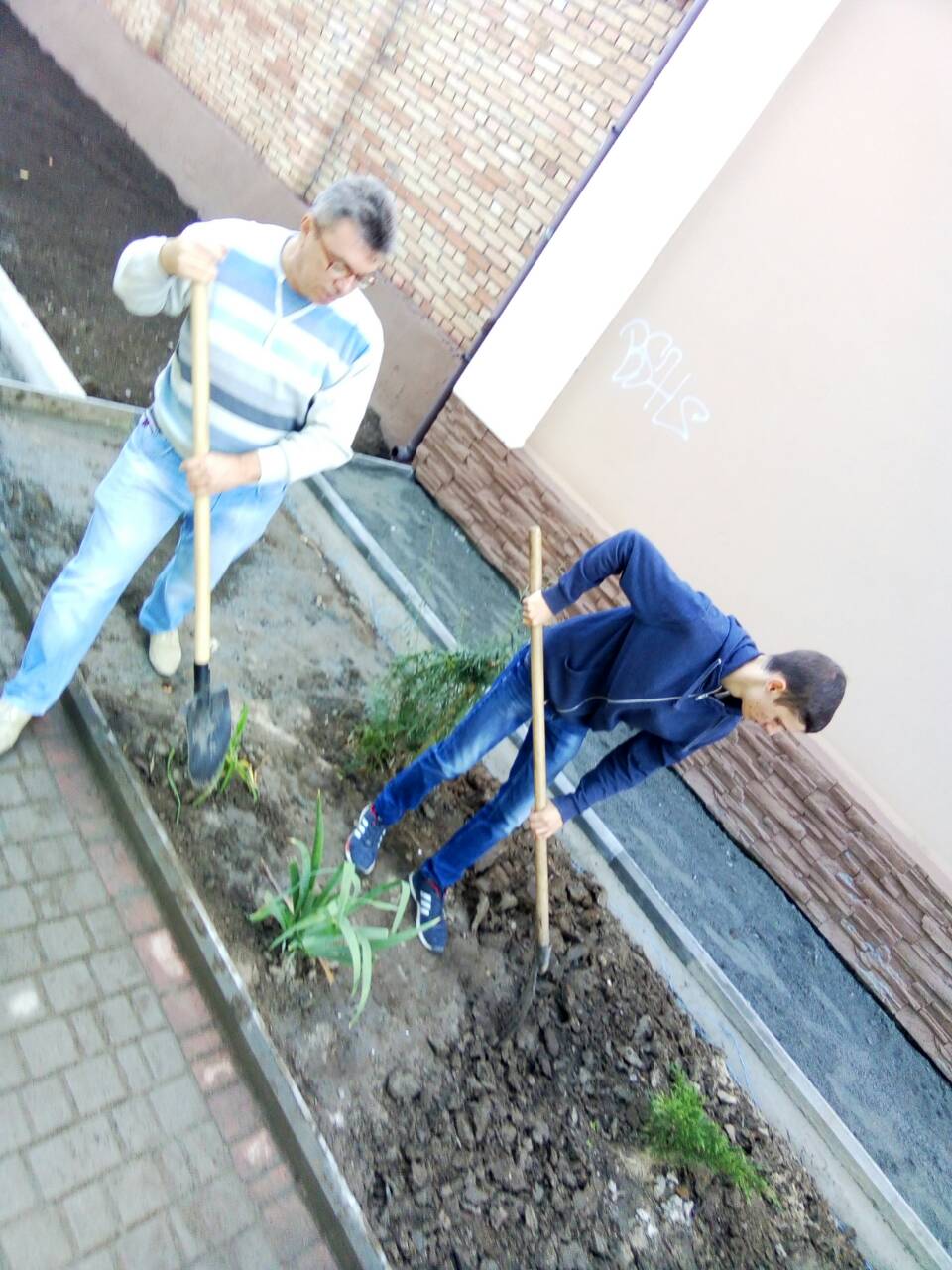 IMG-da467f20089b171c8af4879ed7efeca4-V