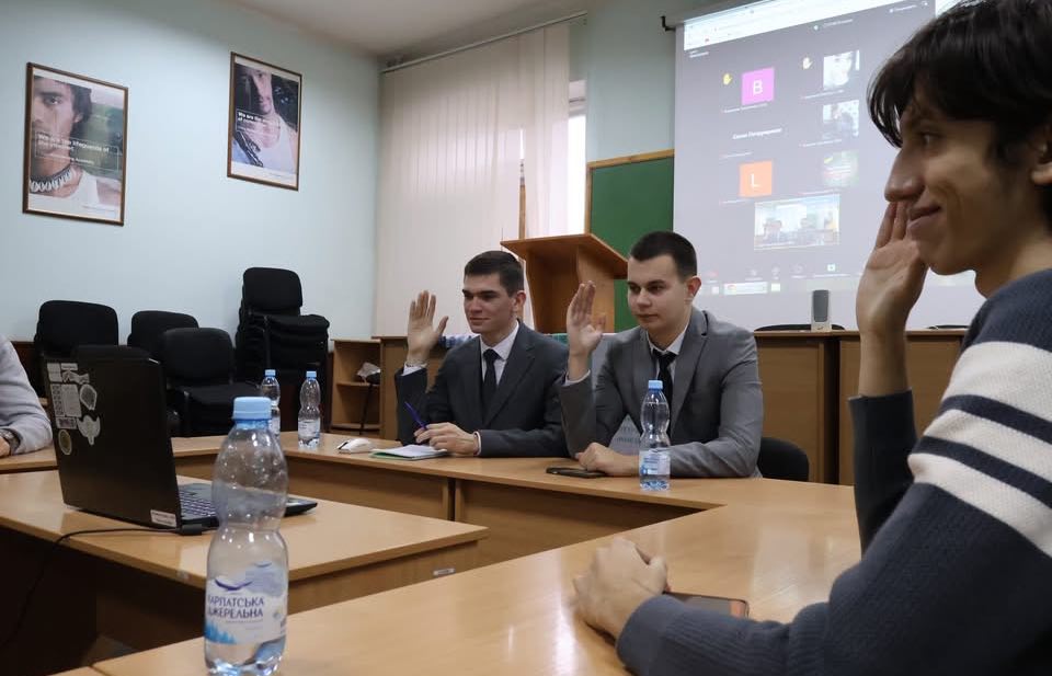 photo_3_2025-12-08_11-25-45