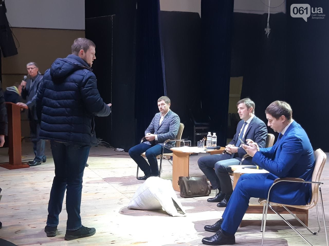 photo5382133624855440287_5dd64cfd58588