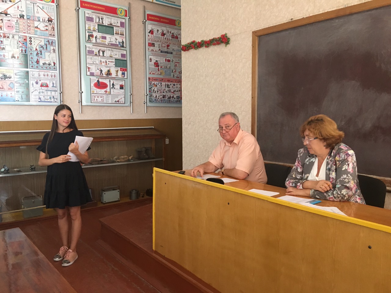 IMG-f15a2bcb77eb7c0664975febc0b1c450-V