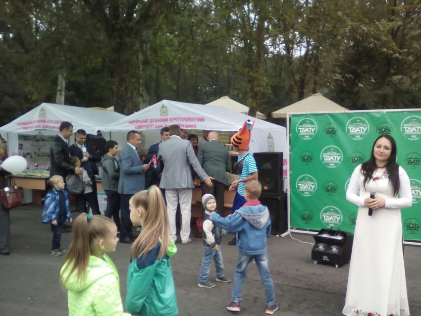 IMG-5dbda6e58dec7ca285604b474d26d005-V