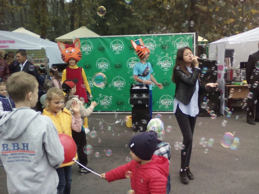 IMG-ce0288766bdda2d0ee661641cbb8ac75-V