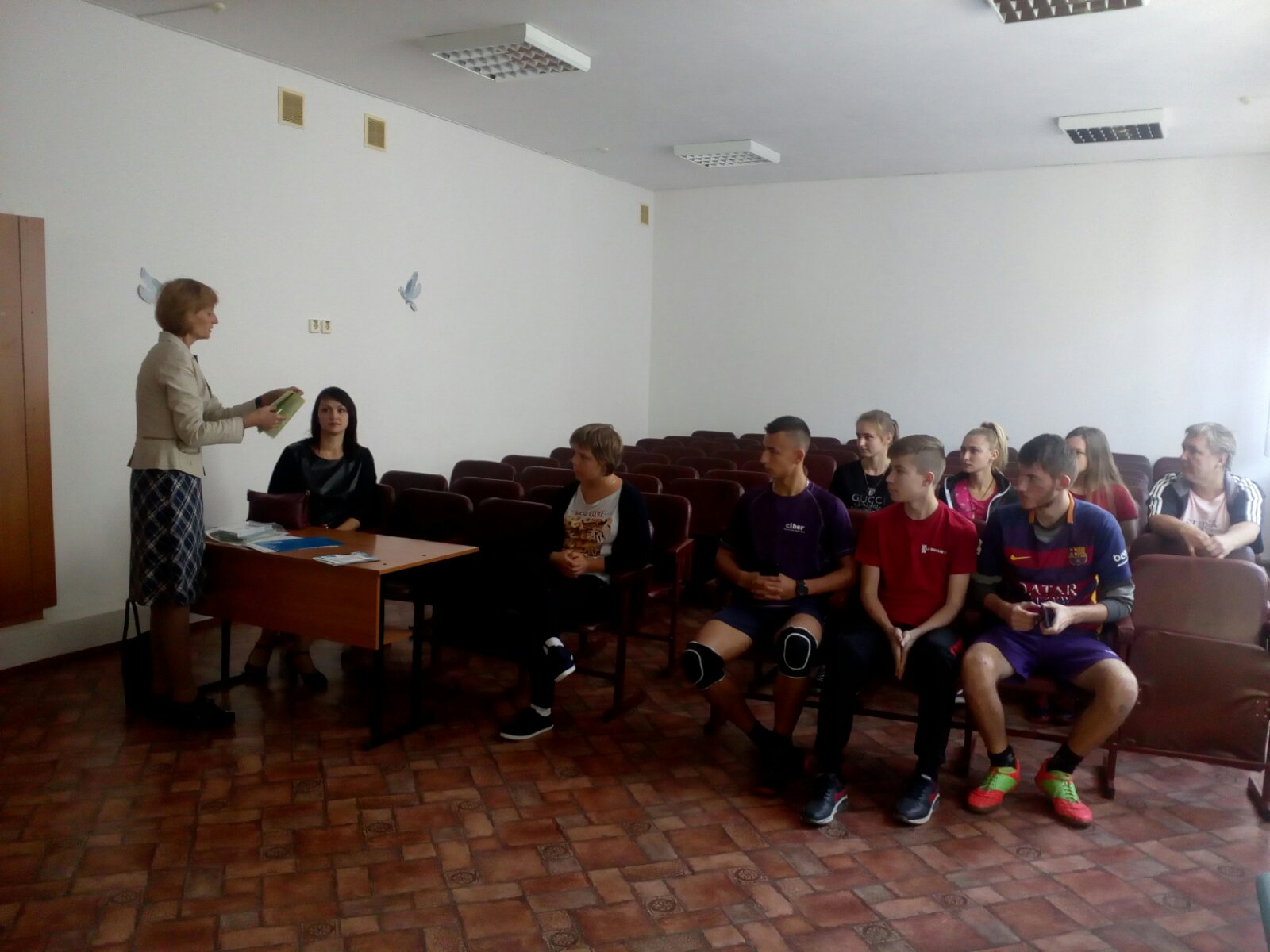 IMG-8cd4a811acad0be793f93294e7d07445-V