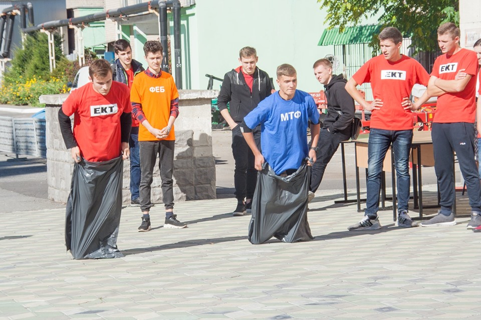 72393794_2491966867704773_2674654157318651904_n