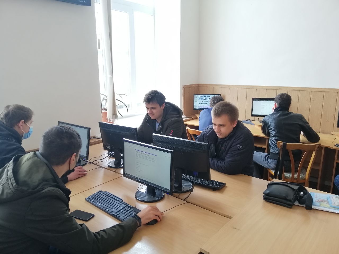 photo5438467657155326506