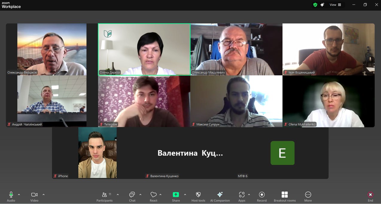 photo_5287256452962056813_y