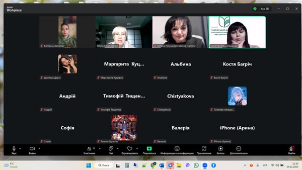 photo_5332432383568973058_x