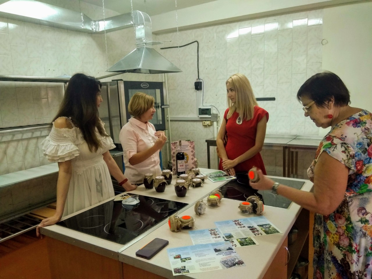 0-02-0a-a2d989e9bbfd48669fdc7621f2969fbbd628555e52d69f0008d31a84cfcec6ab_2c78353