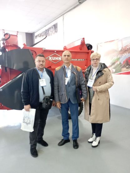 etsm-sered-uchasnykiv-25-mnk-suchasni-problemy-zemlerobskoji-mehaniky-11