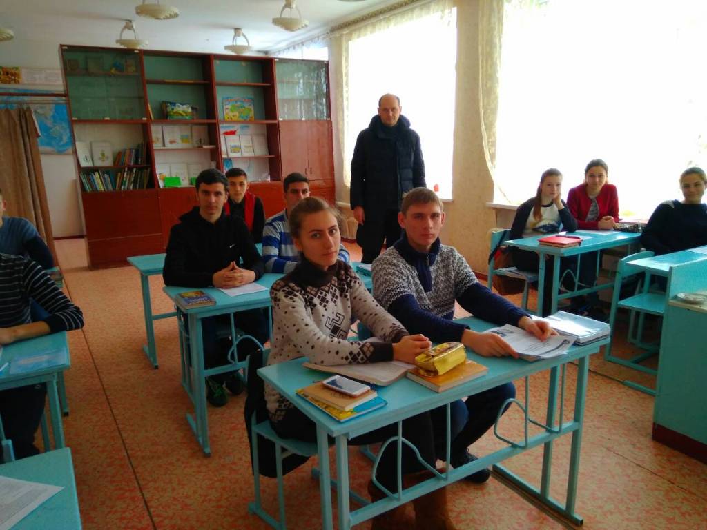 IMG-d373b5ca5c74d8c598320a31444d03db-V