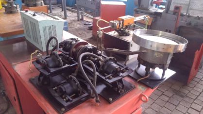 nalahodzhuvannja-robotyzovanoji-ustanovky-dlja-vidnovlennja-pruzhnosti-pruzhyn-hazorozpodilnoho-mehanizmu-foto-1