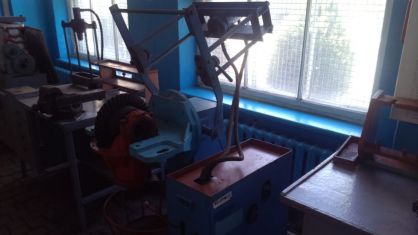 rozbyrannja-ta-skladannja-holovnoji-peredachi-traktora-t-150k-foto-1