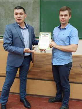 spivrobitnyky-tss-apk-otrymaly-podjaky-vid-dekanatu-mtf-3