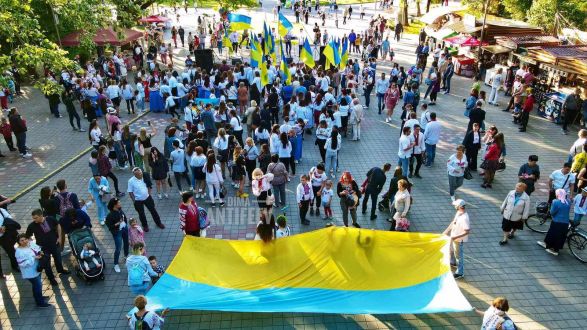 tss-apk-doluchylysja-do-svjatkovyh-zahodiv-dnja-vyshyvanky-2