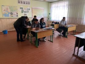 v-shkolah-prymorskoho-rajonu-prodovzhujutsja-proforijentacijni-zahody-tss-apk-2019-11