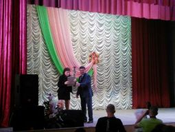 vykladachi-kafedry-tss-apk-pryjmajut-vitannja-z-nahody-dnja-pracivnykiv-osvity-2019-7