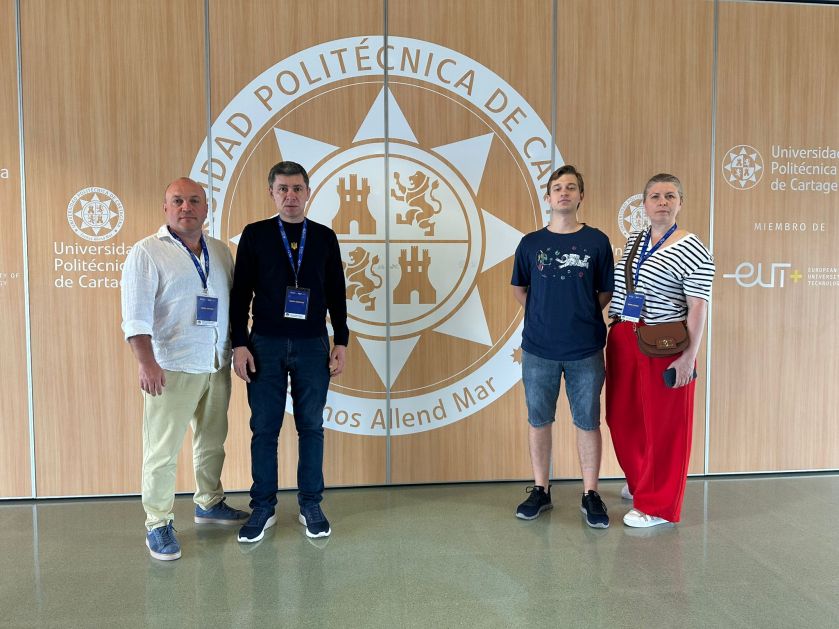 48cfa92d-c19b-414b-9576-ca67297c8c42-839x629