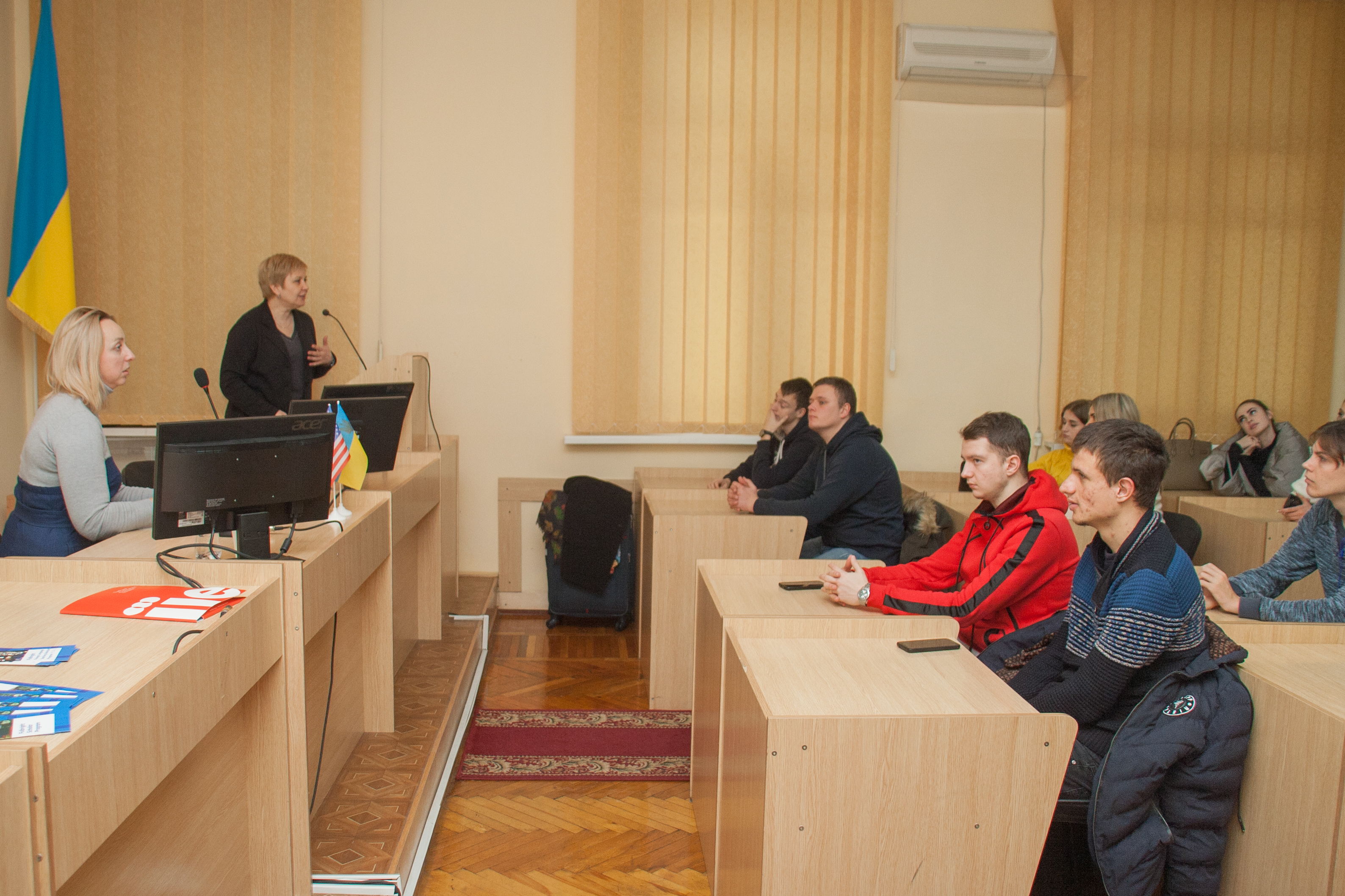 imgonline-com-ua-Compressed-5EjvdTSKBUrrkM