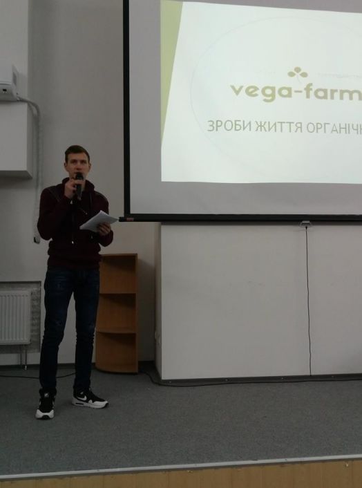 23517965_1371165353005721_1308024255267930389_n